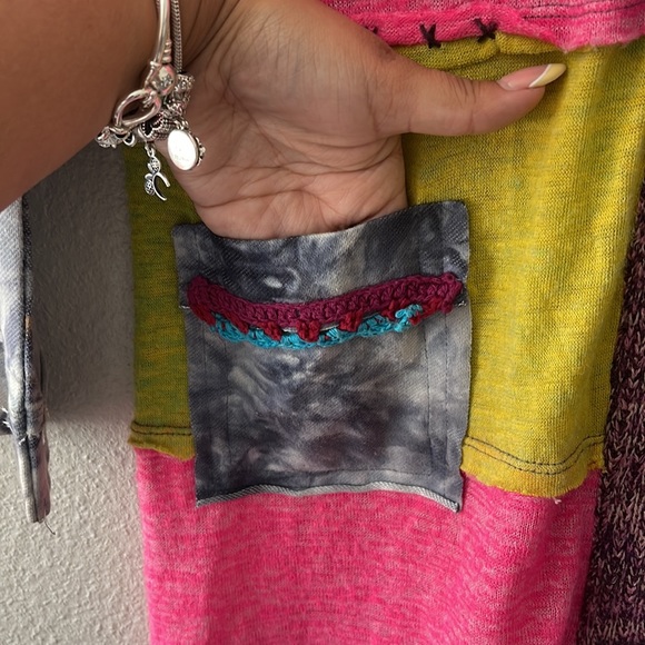 Hannah Banana Multi-Colored Long Cardigan - Picture 4 of 6